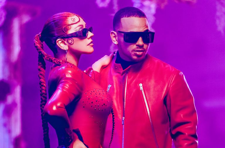 Η Christina Aguilera Christina Aguilera γιορτάζει τη κυκλοφορία του εξολοκλήρου Ισπανόφωνου EP “LA FUERZA” με το ολοκαίνουργιο single “Santo”