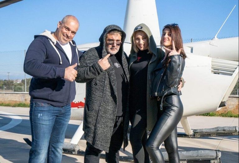 Με F16 και ελικόπτερα το νέο clip της Κουκουβέ.