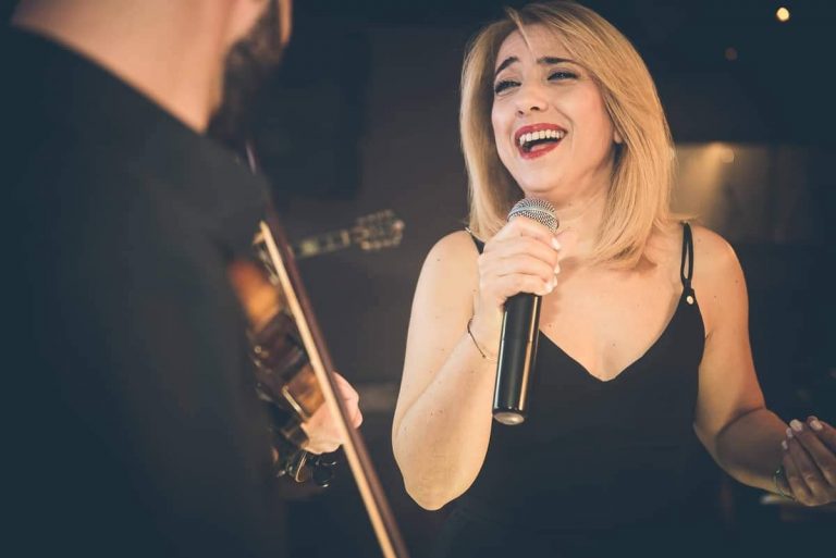 Νάσια Κονιτοπούλου – Πού ξεκίνησε εμφανίσεις;