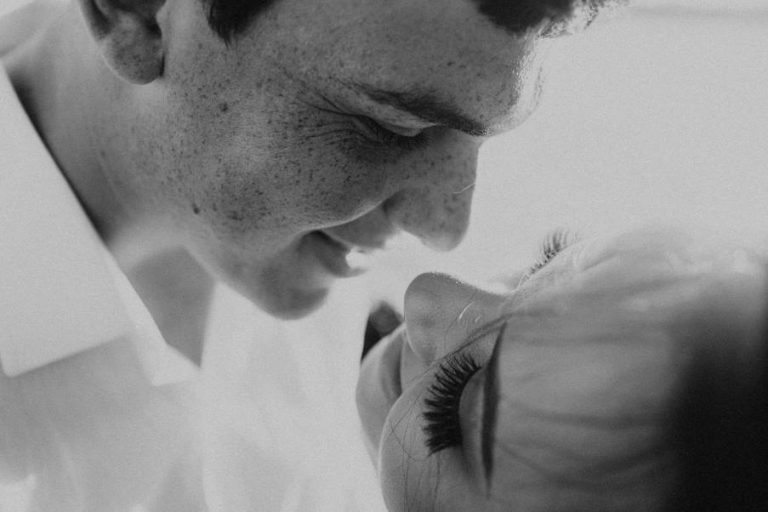 Εκείνοι οι άντρες που ξέρουν να σέβονται μια γυναίκα…