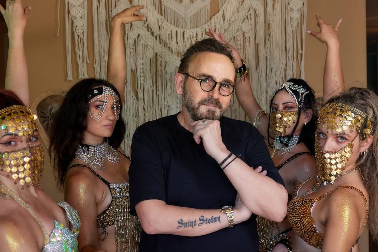 Σταμάτης Γονίδης: Ξεσηκώνει η νέα του επιτυχία με τίτλο «Εσύ ρωτάς»