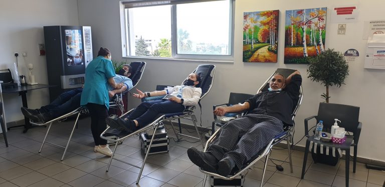 Οι  Υπεραγορές ΑΛΦΑΜΕΓΑ σε συνεργασία με το Υπουργείο Υγείας διοργάνωσαν παγκύπρια εθελοντική αιμοδοσία