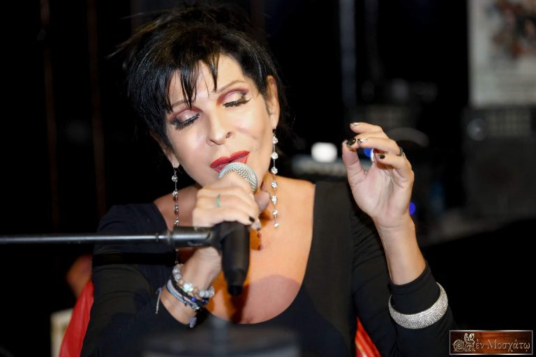 «Χαμός» στο μαγαζί ‘’ Εν Μοσχατω live stage”  τις Τετάρτες με την Σοφία Βόσσου