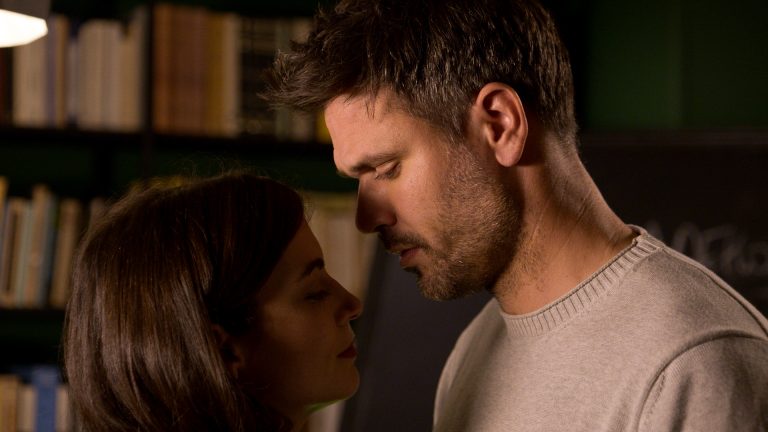 Παγιδευμένοι || ΥΠΟΘΕΣΕΙΣ ΕΠΕΙΣΟΔΙΩΝ 42-43 & ΦΩΤΟΓΡΑΦΙΚΟ ΥΛΙΚΟ ΓΙΑ 6 & 7 ΜΑΡΤΙΟΥ