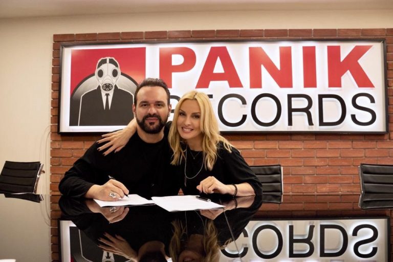 Η Πέγκυ Ζήνα στην οικογένεια της Panik Records!