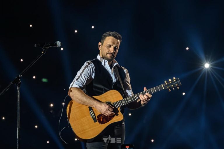 Ο Νίκος Βέρτης γέμισε με 20.000 άτομα για 3η φορά το επιβλητικό Arena Armeec στη Σόφια