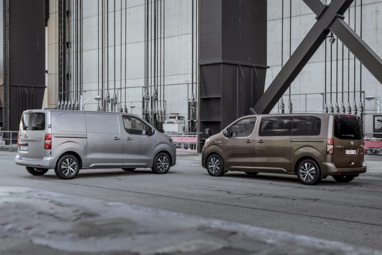 Η Toyota παρουσιάζει τα νέα ηλεκτρικά επαγγελματικά Toyota PROACE και PROACE Verso