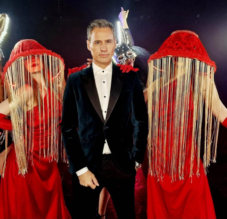 Γρηγόρης Πετράκος: Επιστρέφει δυναμικά με το τραγούδι «Ζωντανός»!