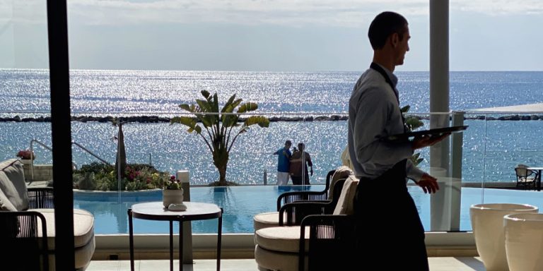 Royal Apollonia: beachfront elegance redefined