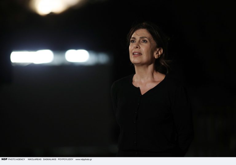 «Η πόρνη από πάνω» 12 χρόνια συνεχούς επιτυχίας