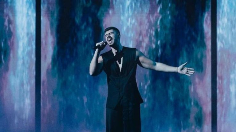 Πέρασε η Κύπρος στον Μεγάλο Τελικό της Eurovision. Σαρωτικός ο Andrew Lambrou –