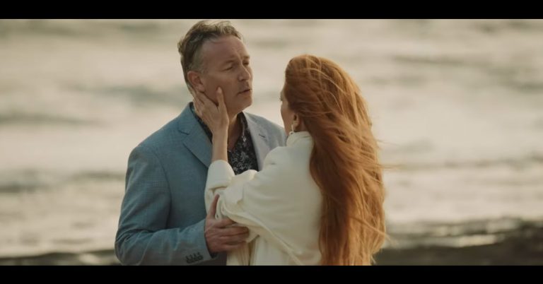 «Perdonami»: Ο έρωτας, το πάθος, η συγχώρεση μέσα από τη μαγευτική φωνή των Operatical