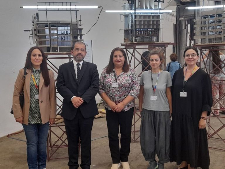 Prague Quadrennial 2023 To Μεγάλο Βραβείο GOLDEN TRIGA στην Εθνική Συμμετοχή της Κύπρου από τον ΘΟΚ Πραγματοποιήθηκε η τελετή βράβευσης στην Πράγα την Τρίτη 13 Ιουνίου 2023