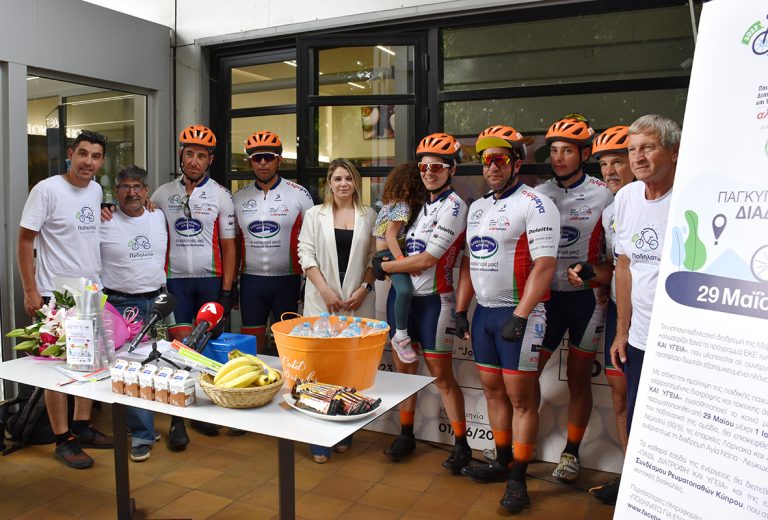 ΠΟΔΗΛΑΤΩ ΓΙΑ ΕΝΑ ΕΥΡΩ ΜΕ ΤΗ ΜΑΡΙΝΑ ΘΕΟΔΩΡΟΥ – Η  ετήσια ποδηλατική διαδρομή 500χλμ ολοκληρώθηκε την 1η Ιουνίου μέσα σε χειροκροτήματα
