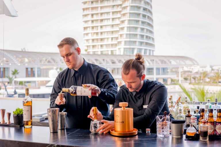 The Macallan Experience στο L’ Atelier Robuchon: Μια αξέχαστη βραδιά με εκλεπτυσμένη κουζίνα και κορυφαίο ουίσκι