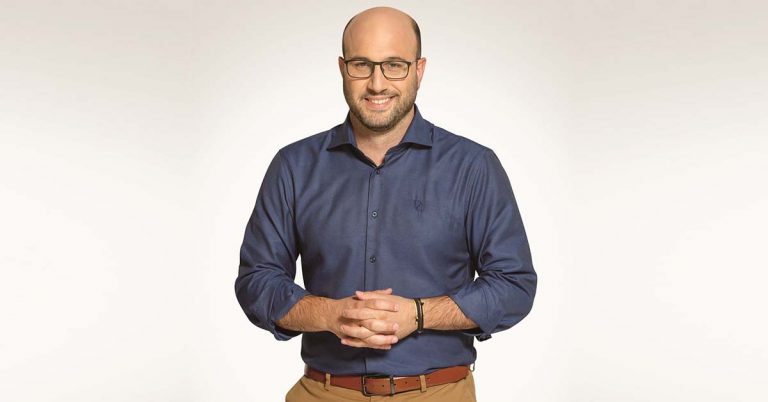 “ΜΕΣΗΜΕΡΙ ΚΑΙ ΚΑΤΙ” ΜΕ ΤΟΝ ΧΡΗΣΤΟ ΜΙΧΑΛΑΡΟ – ΠΡΕΜΙΕΡΑ ΔΕΥΤΕΡΑ 28 ΑΥΓΟΥΣΤΟΥ ΣΤΙΣ 11.00 ΣΤΟ ΣΙΓΜΑ