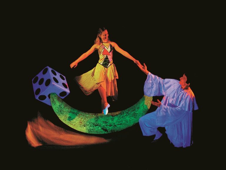 Το Μαύρο Θέατρο της Πράγας  για πρώτη φορά στην Κύπρο για δύο παραστάσεις