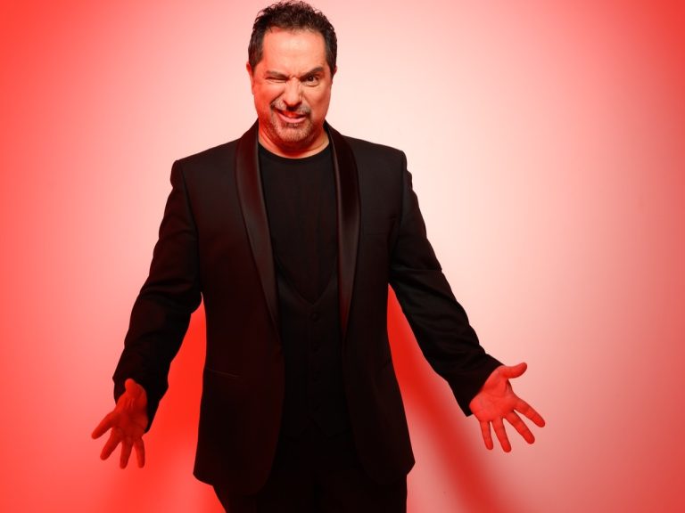 Mάκης Δημάκης: Το νέο του τσιφτετέλι «Ψάξε Παπά Αμαρτωλό» ξεσηκώνει