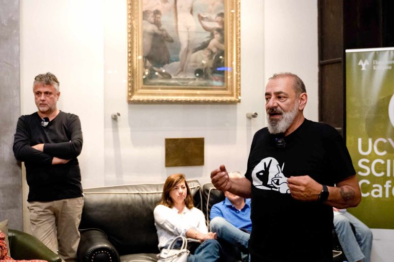 Γνωρίσαμε τον «Πίθηκο μέσα μας» στο 1ο Science Café  Η εξέλιξη των ειδών από το Πανεπιστήμιο Κύπρου και την υποστήριξη της Τράπεζας Κύπρου