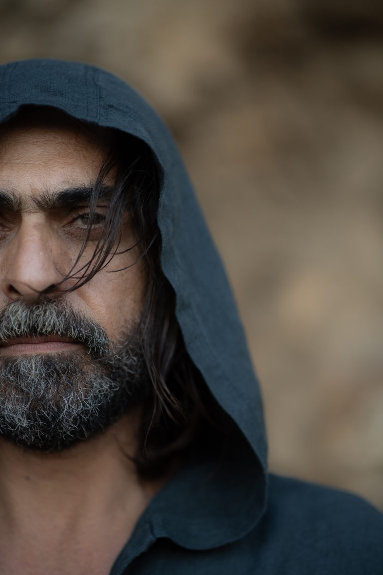 «Fractal Moment» Η επικείμενη έκθεση του σχεδιαστή κοσμημάτων Κωνσταντίνου Κυριάκου  είναι γεγονός