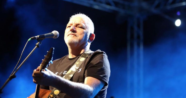 Νίκος Πορτοκάλογλου & 200 Κιθάρες