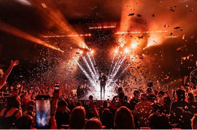 Πέτρος Ιακωβίδης:  Με νέα επιτυχία και sold out εμφανίσεις υποδέχθηκε τη νέα χρονιά