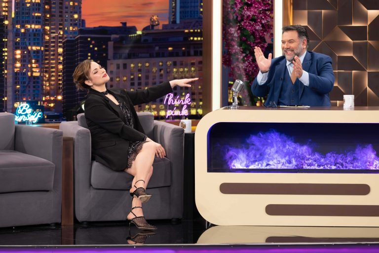 «THE 2NIGHT SHOW»  ΜΕ ΤΟΝ ΓΡΗΓΟΡΗ ΑΡΝΑΟΥΤΟΓΛΟΥ     ΤΕΤΑΡΤΗ 17 ΙΑΝΟΥΑΡΙΟΥ, ΣΤΙΣ 24:00