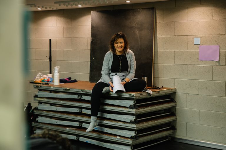 Θέατρο Βαλίτσα  FAT  της Ζωής Αποστολίδου  Σκηνοθεσία: Έλενα Σωκράτους