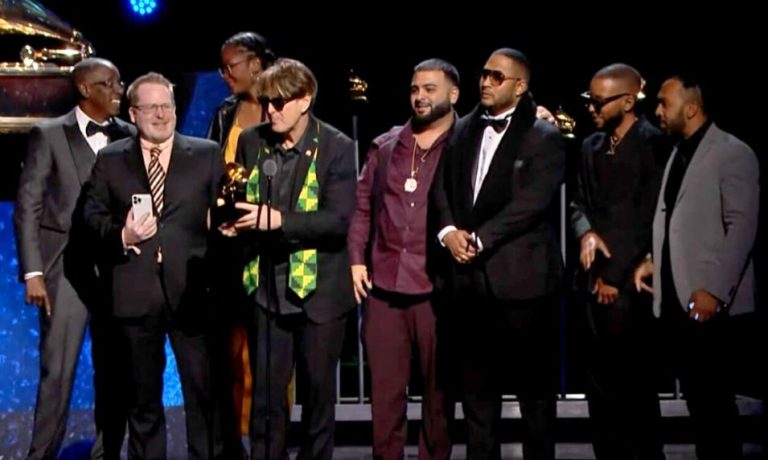 Δύο Έλληνες νικητές στα φετινά μουσικά βραβεία Grammy μαζί με τον γιο του θρυλικού Bob Marley!