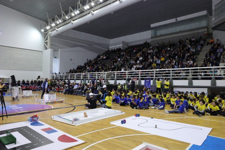 Πραγματοποιείται ο 3ος Παγκύπριος Διαγωνισμός Ρομποτικής Robotic Day & FIRST Tech Challenge Cyprus 2024