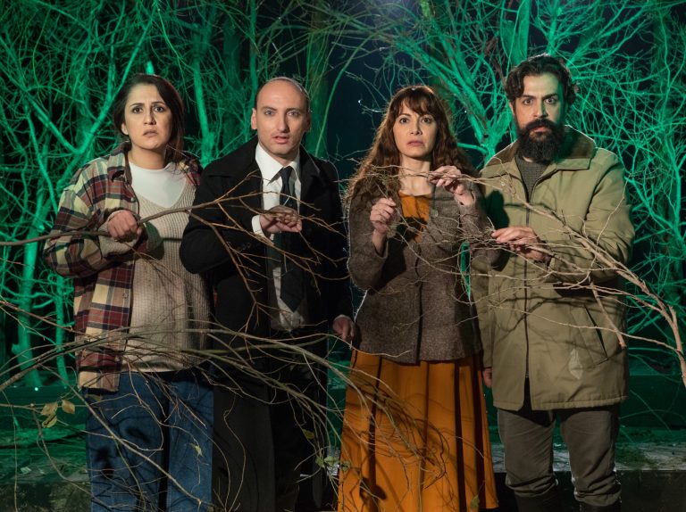 Η θεατρική ομάδα Poınt To Contemporary Theater παρουσιάζει την πρωτότυπη θεατρική παράσταση:  «Αλεπούδες», της Dawn King