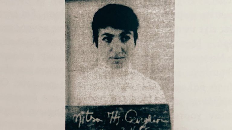 DE FACTO ΚΥΡΙΑΚΗ 14 ΑΠΡΙΛΙΟΥ ΣΤΙΣ 21:10