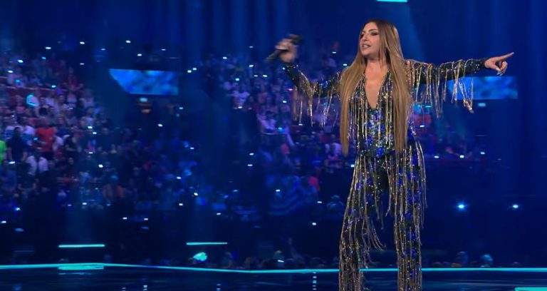 Η ‘Ελενα Παπαρίζου, η Sertab Erener και η Charlotte Perrelli onstage στην σκηνή της Eurovision