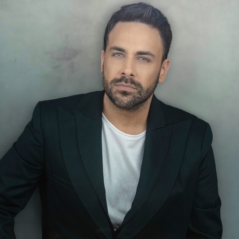 Γιώργος Γιαννιάς – «Η Κατάλληλη Στιγμή»