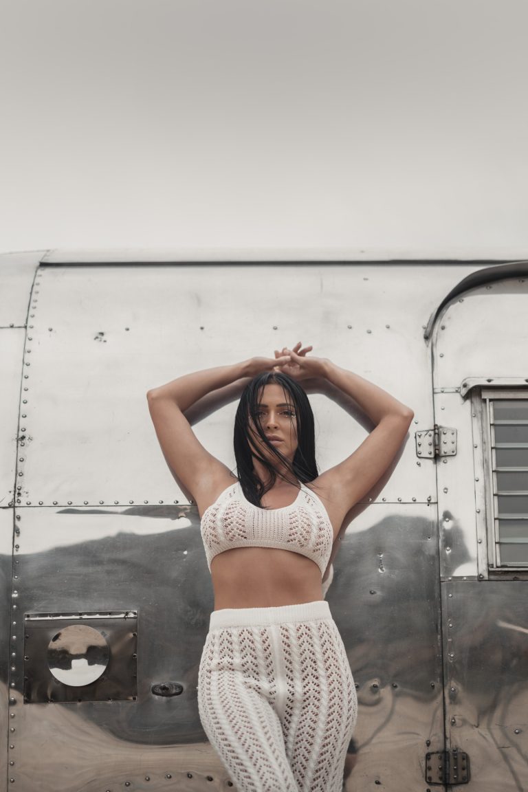 Οι REC υποδέχονται το καλοκαίρι με ολοκαίνουργιο τραγούδι που θα σε ξεσηκώσει!