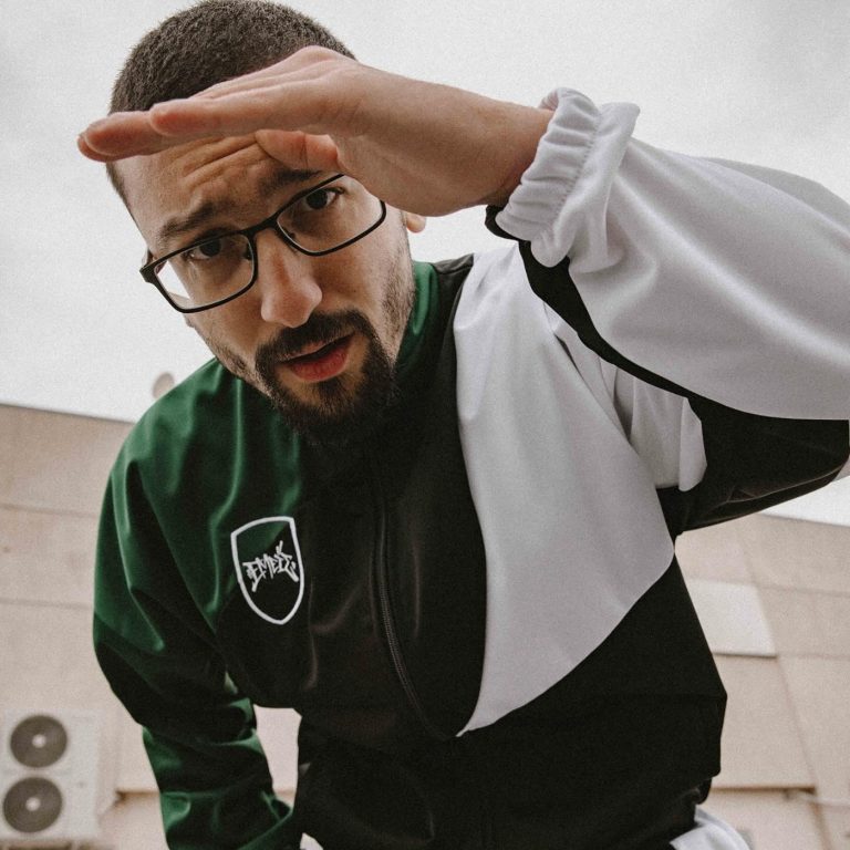 Bloody Hawk – «Φθηνά Tricks 2»