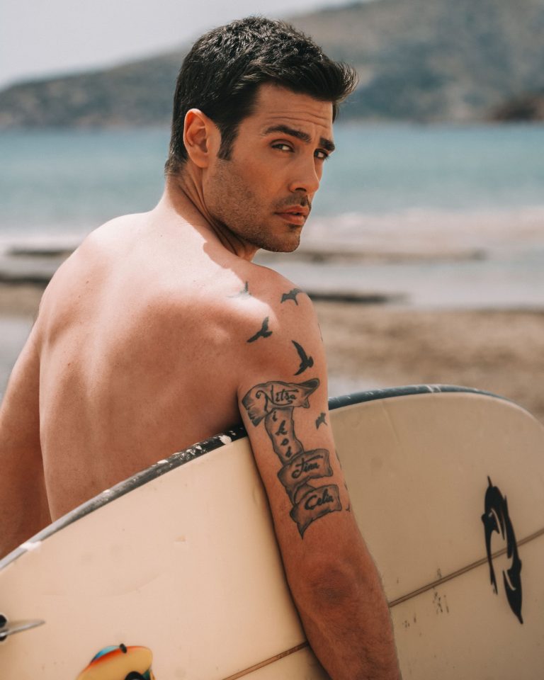 Κώστας Μαρτάκης  – «Είσαι Το Θέλω»