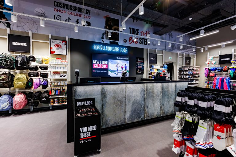 Το νέο flagship κατάστημα της Cosmos Sport άνοιξε τις πόρτες του στο My Mall Limassol.