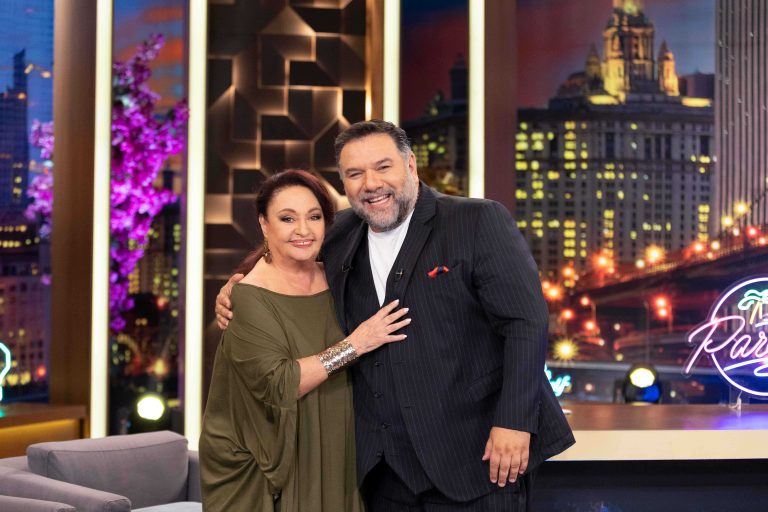 «THE 2NIGHT SHOW» ΜΕ ΤΟΝ ΓΡΗΓΟΡΗ ΑΡΝΑΟΥΤΟΓΛΟΥ ΤΡΙΤΗ 2 ΙΟΥΛΙΟΥ, ΣΤΙΣ 23:45