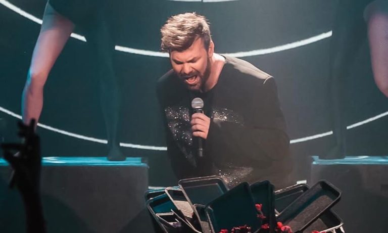 Λαμπερή πρεμιέρα του Γιώργου Σαμπάνη με τον Γιώργο Κακοσαίο στον Βοτανικό