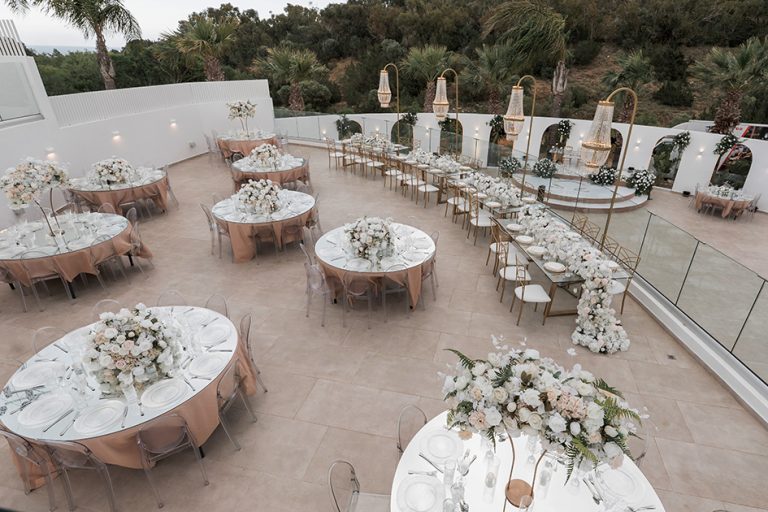 Ωmega Μansion.  Εγκαίνια για τον απόλυτο προορισμό γάμων και events