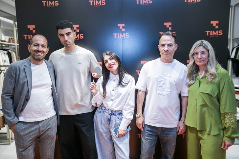 Λαμπερά εγκαίνια, γεμάτα μόδα, για το κατάστημα  TIMS στο Kings Avenue Mall