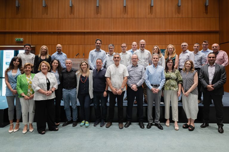 Δρομείς Τράπεζας Κύπρου: 150.000 ευρώ για τον Αντικαρκινικό Σύνδεσμο Κύπρου