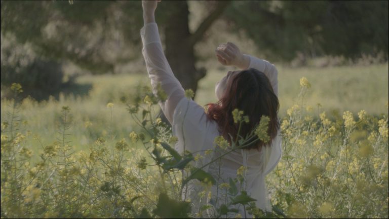 ΠΟΛΥΞΕΝΗ ΚΑΡΑΚΟΓΛΟΥ – ΓΙΑ ΑΛΛΟΥΣ ΚΟΣΜΟΥΣ