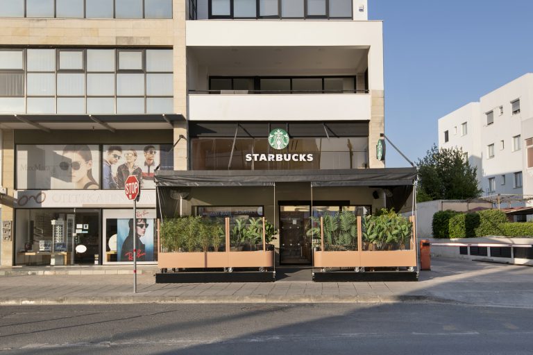 Το νέο κατάστημα Starbucks στη Σταυρού άνοιξε τις πόρτες του!