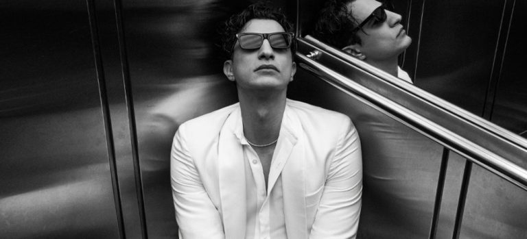 Ο Δήμος Αναστασιάδης δηλώνει «Τώρα Μιλάω Εγώ» μέσα από τα τραγούδια του νέου album