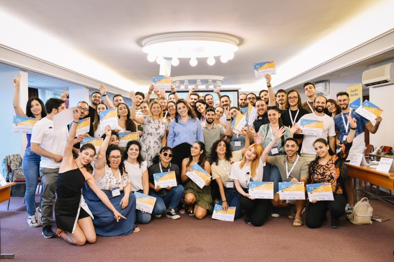 Ολοκληρώθηκε με επιτυχία η 6η Καλοκαιρινή Σχολή Ηγεσίας και Δημιουργικότητας του ΟΝΕΚ