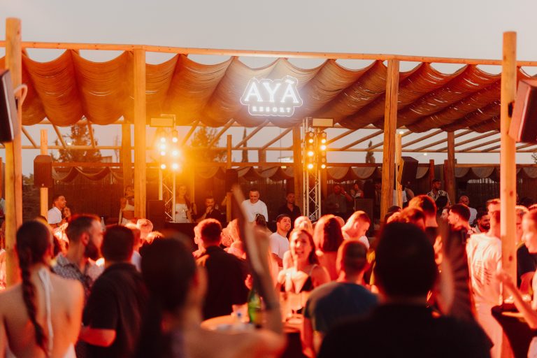 Το AYÃ Resort άνοιξε τις πύλες του με ένα φαντασμαγορικό event