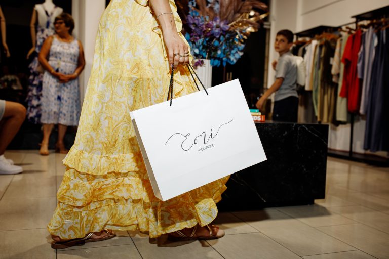 Μια βραδιά με άρωμα καλοκαιρινής μόδας στην ESTI boutique