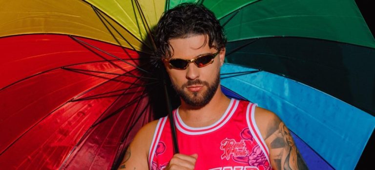 Ο FY, και το νέο album «Ο Χορός Του FY» που κυκλοφορεί από την Panik Records.